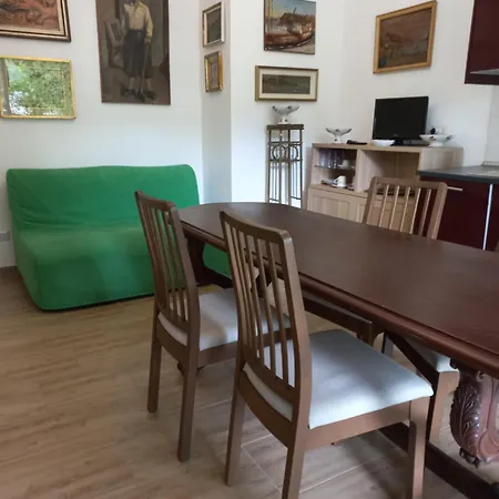 Casa Degli Artisti 1 E 2 *