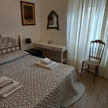 Casa Degli Artisti 1 E 2 Casarza Ligure